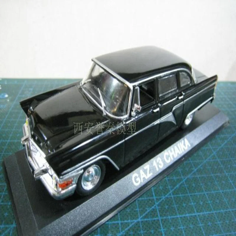 Подарок на день рождения IXO1/43 имитация GAZ 13 CHAIKA жесткий Топ Классическая