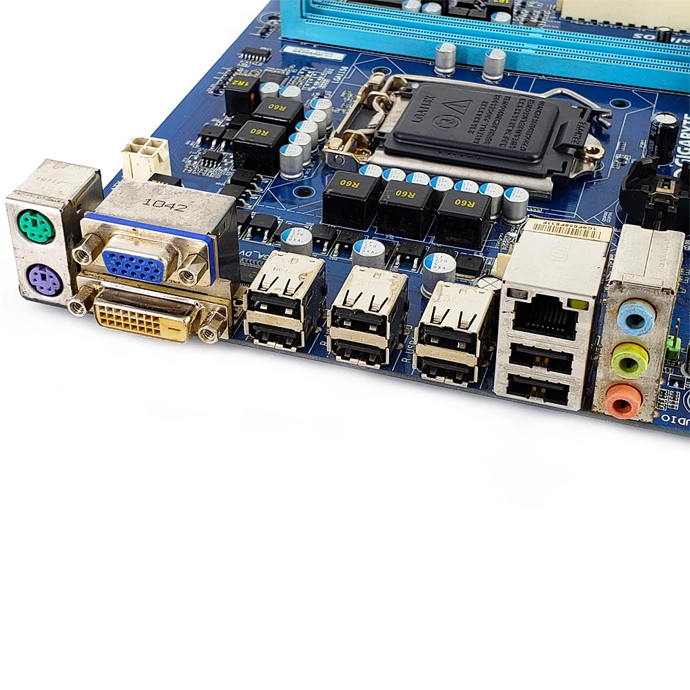 Gigabyte GA-H55M-S2V рабочего Материнская плата H55M-S2V H55 LGA 1156 Core i7 i5 i3 DDR3 8G SATA2 USB2.0 VGA, HDMI, DVI микро-atx корпус
