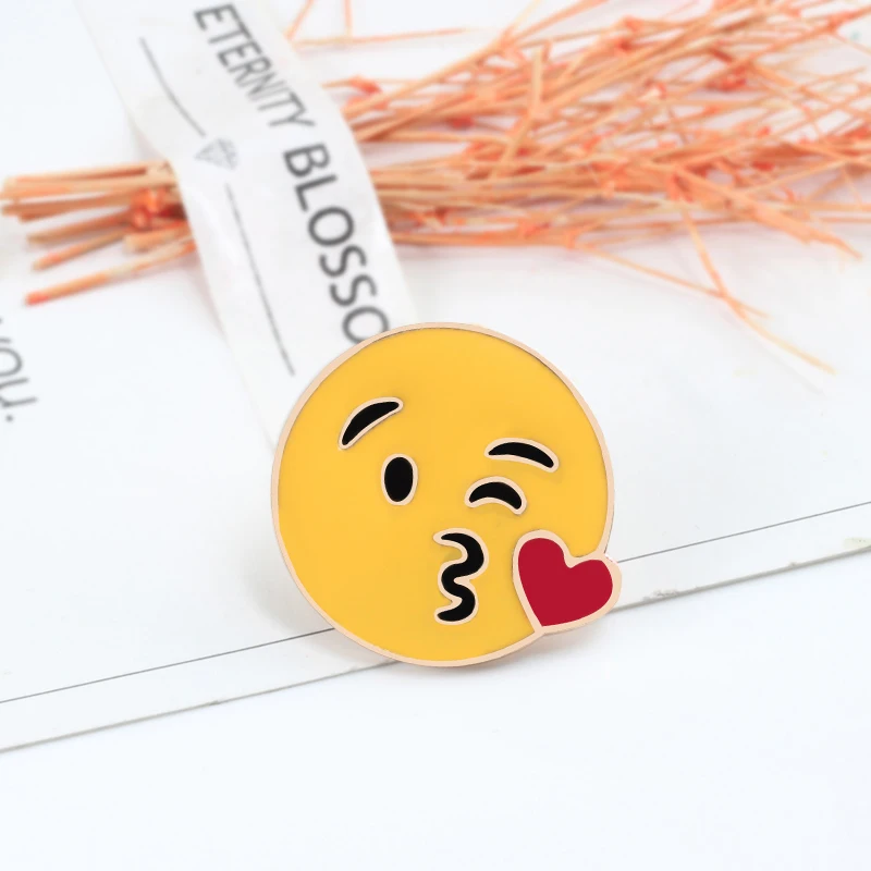 Дропшиппинг забавные Броши Булавки чат Эмодзи Смайл поцелуй говно язык эмаль
