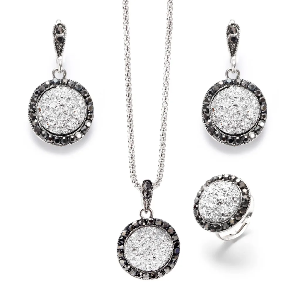 amazing price Vintage Gem Jewelry Set Fashion Women Jewelry Set Antique Silver Broken Stone Round Stone Pendant Necklace Sets
