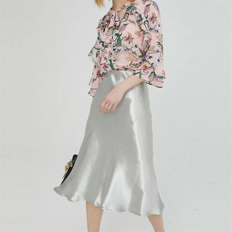 Женская Блестящая атласная юбка труба серебристая/Золотистая офисная до колена