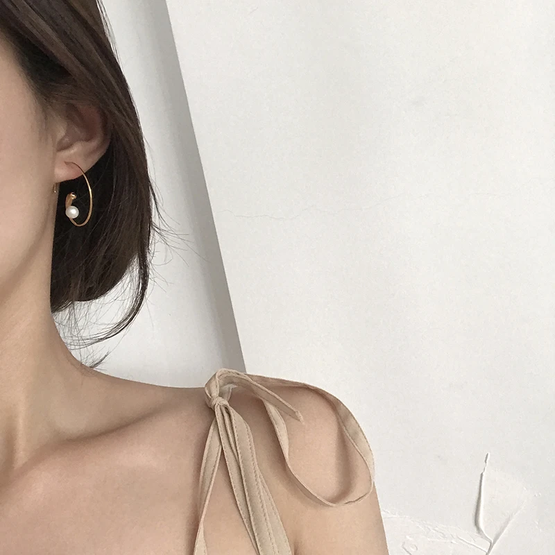 HUANZHI 2019 новый модный дизайн золотые металлические Изогнутые Круглые спиральные