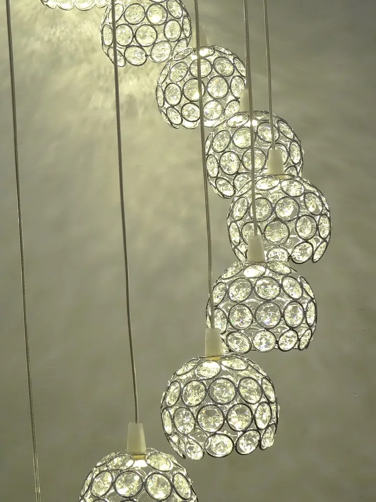 Современный минималистичный светодиодный светильник с кристаллами в спальню