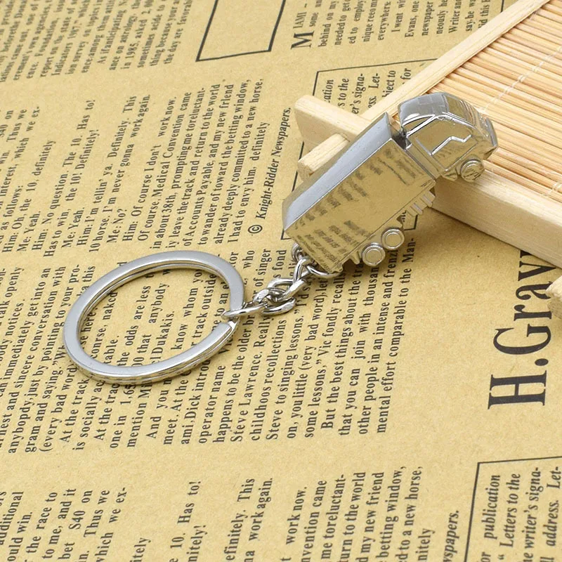 RE 100pcs/lot Zinc Alloy Key Chain Hot-sale creative high quality truck keychains metal zinc alloy keyring bijoux promotion gift | Дом и сад