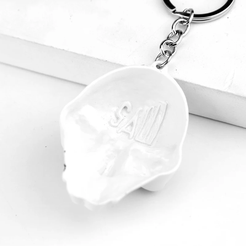 Брелок HEYu Julie в виде маски убийцы пилы брелок для фанов Белый ключей сувенирный