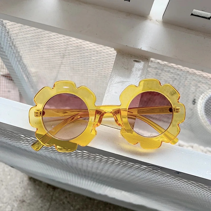 

kinder zonnebril Boys&girls Cute sunglasses Baby 3-8 yrs Sunflower children sunglasses UV400 Protect Eye oculos de sol N812