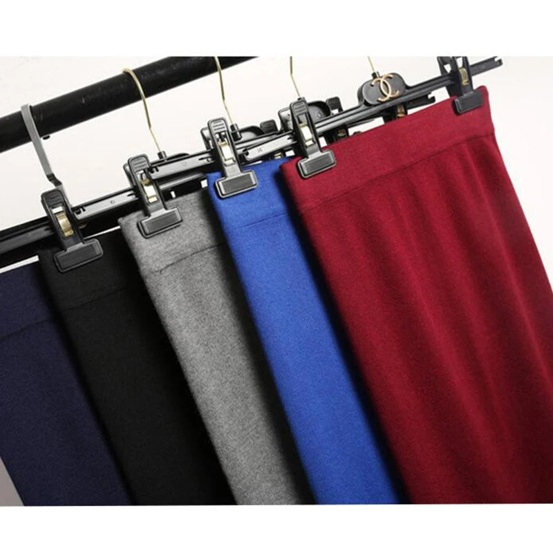 Женская трикотажная юбка карандаш облегающая однотонная длинная с разрезом и