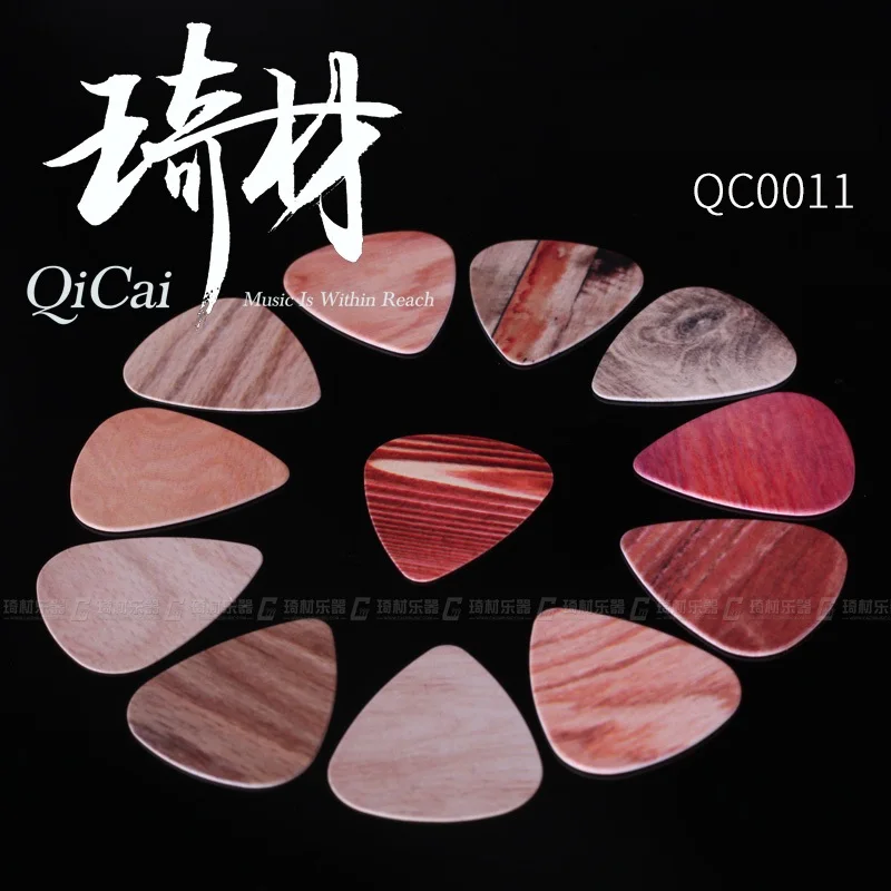 

QiCai QC0008/QC0011 Imitate Wood Guitar Pick and Bull Horn Guitar Pick