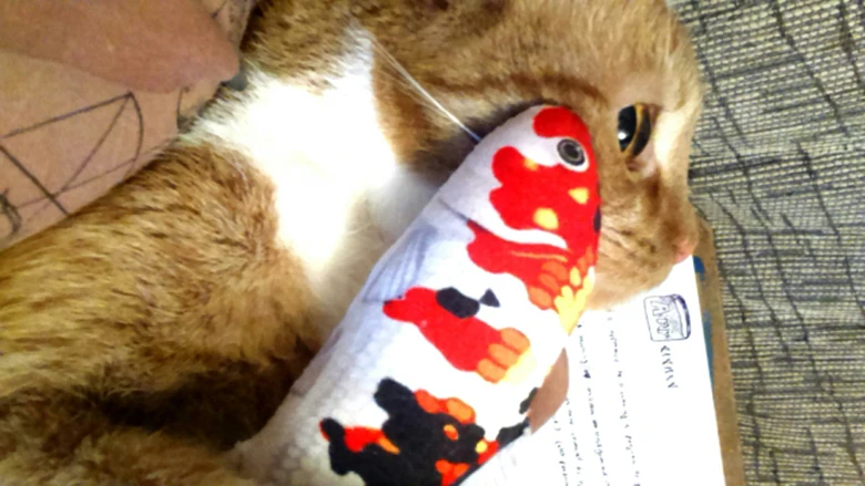 Mon Lapinou Koi Плюшевые игрушки Мягкая рыбка кукла мягкая подушка Koi плюшевая Золотая рыбка Подушка кошачьи игрушки