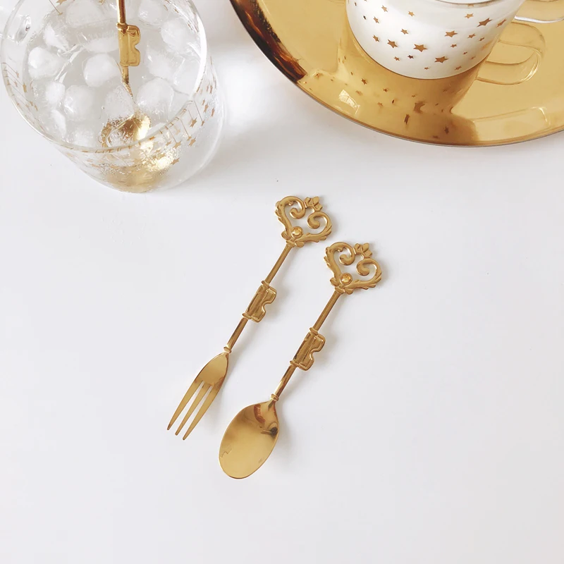Кофейные ложки Десертные Вилки золотые фруктовые вилки Европейская Корона Vintange