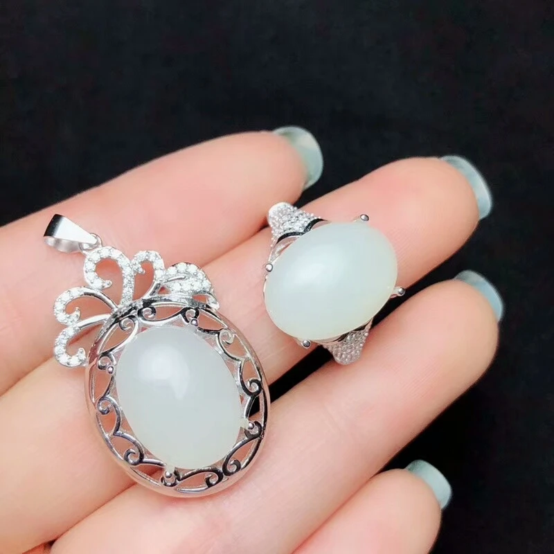 KJJEAXCMY boutique jewels 925 Чистое серебро инкрустированный красный корунд Аметист Зеленый Кристалл Подвеска с белым нефритом кольцо, Женский 2 шт+ c