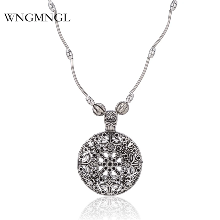 

WNGMNGL New 2018 Vintage Ethnic Antique Sliver Color Hollow Round Flower Butterfly Pendant Necklace For Women Fashion Jewelry