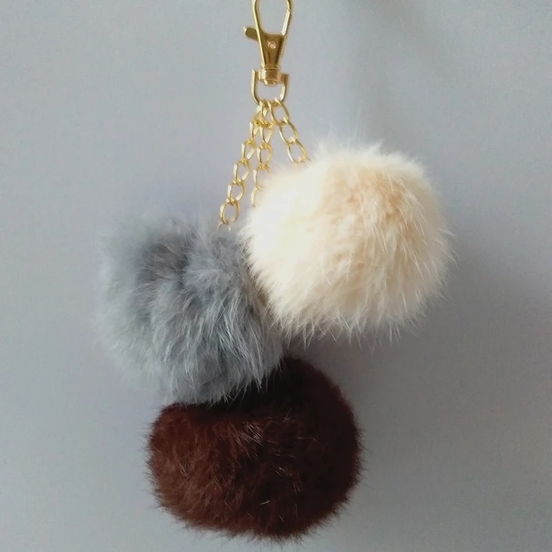 Серия Три на натуральном кроличьем меху сумка с помпонами брелок для ключей мех