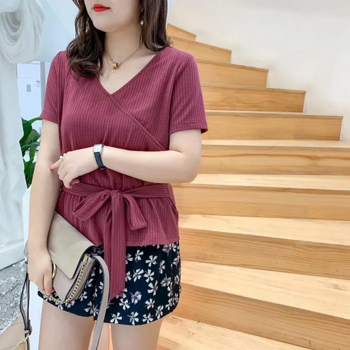 Женская свободная футболка с коротким рукавом и V-образным вырезом большого