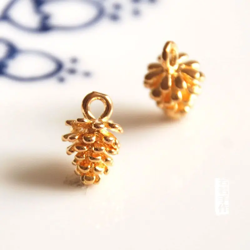Оптовая продажа 4 шт./лот подвески золотого цвета ювелирные изделия pinecone