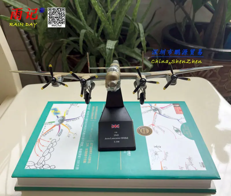 AMER 1/144 Military Model Toys AVRO Lancaster Bomber Fighter Diecast Metal Plane Model Toy for Collection/Gift/Decoration