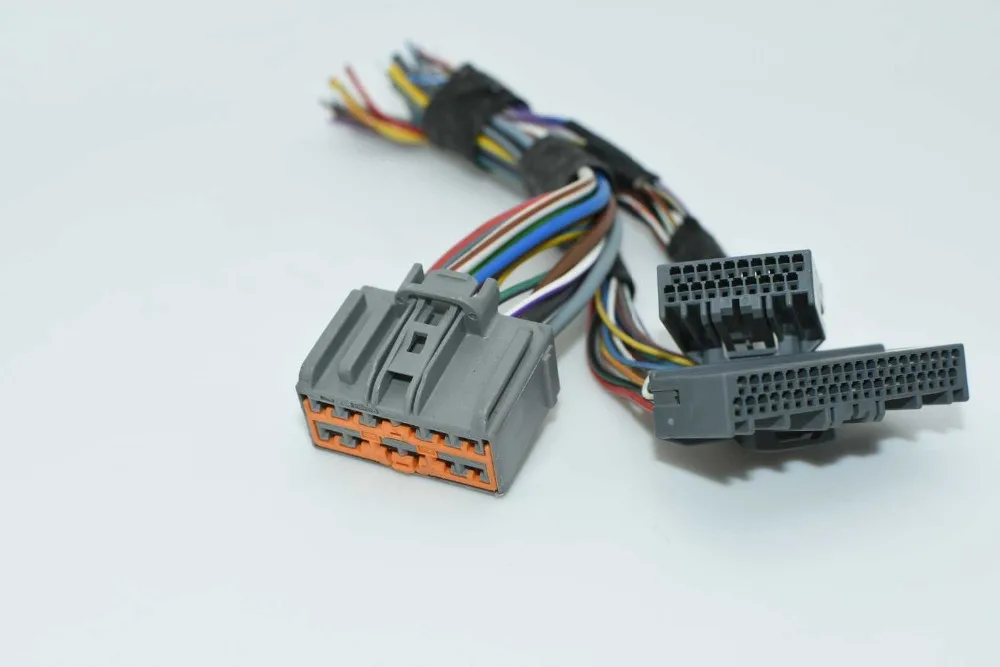 

For Jaguar Land Rover Freelander Discovery Range Rover Evoque Key free access module plug wire harness connector