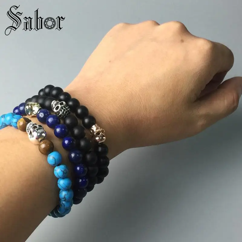 Браслет мужской с черепом и 8 мм Лазуритом Модная бижутерия серебристого цвета в