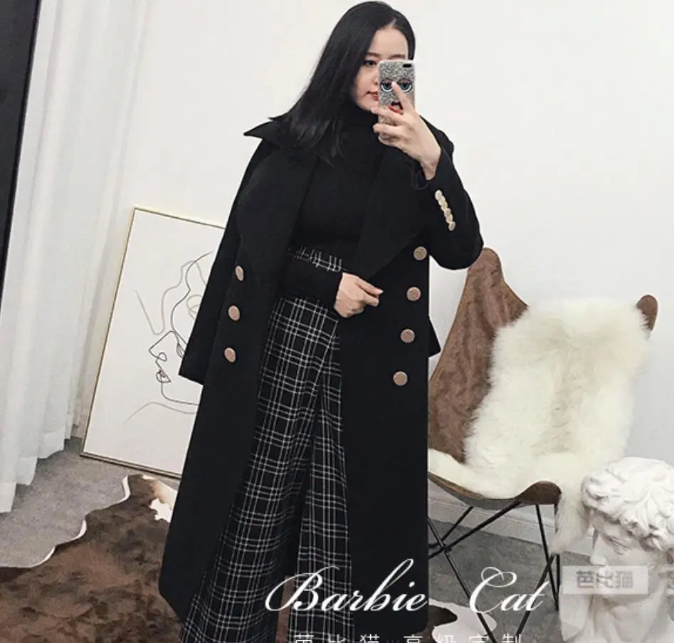 Женское длинное шерстяное пальто черное двубортное Свободное с отложным
