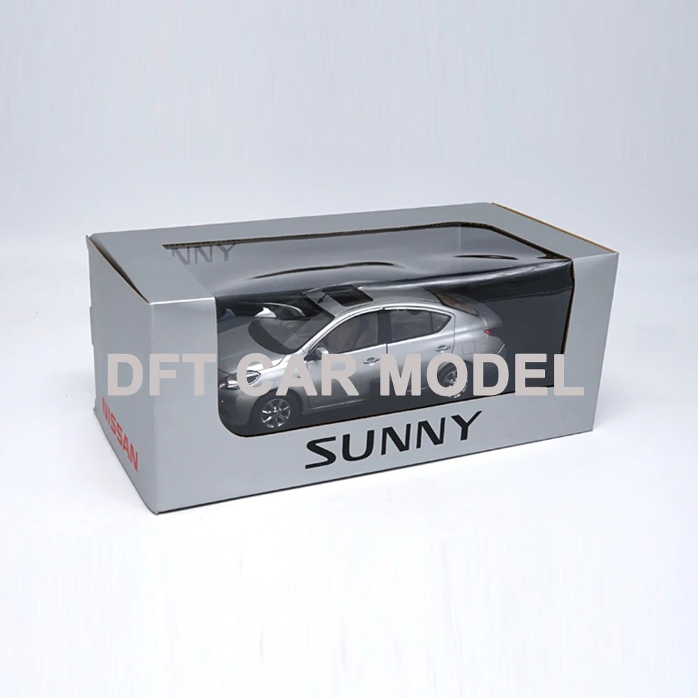 Литая в масштабе 1:18 Солнечная/наоборот модель автомобиля литая под давлением