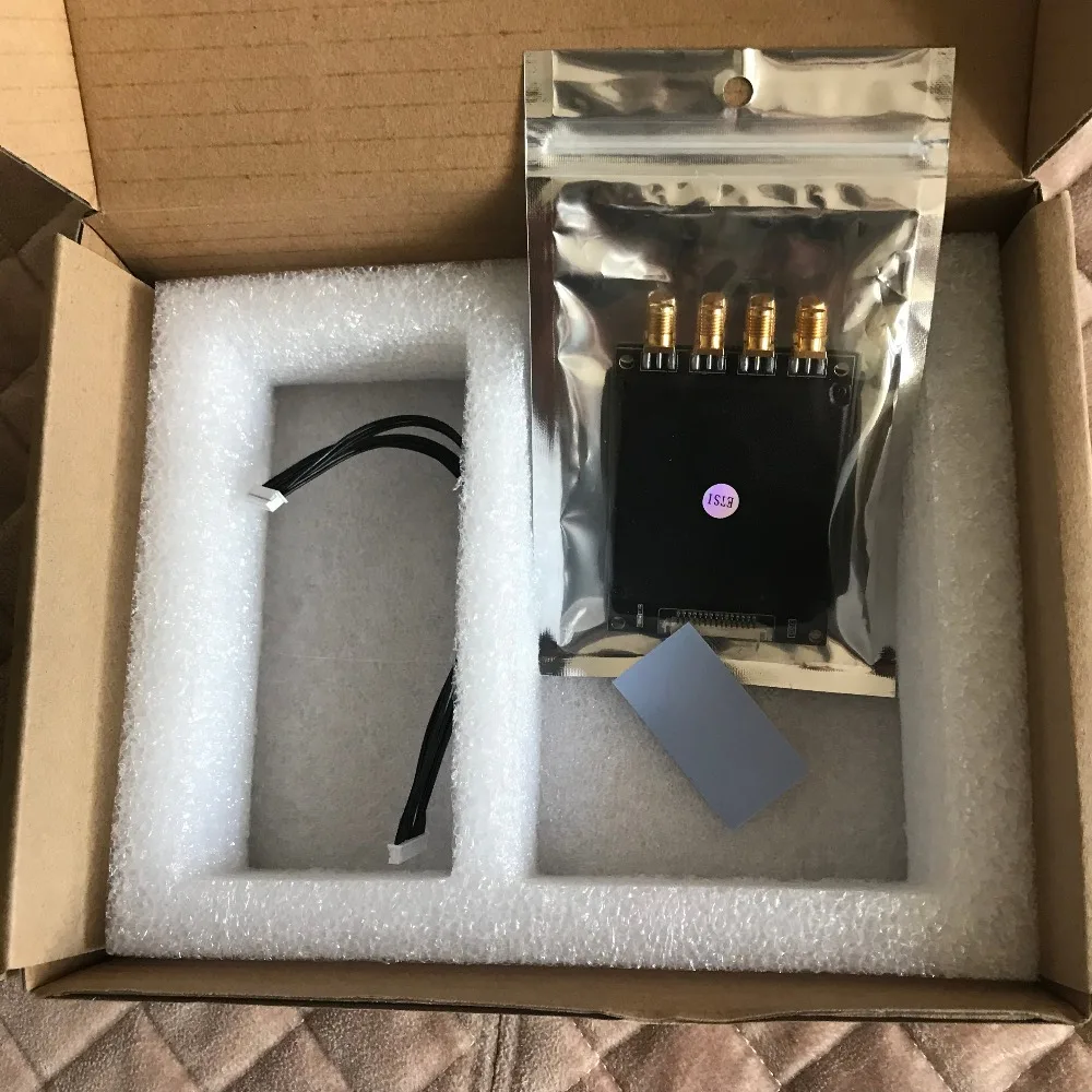 4-портовый uhf rfid-считыватель дальнего радиуса пассивного rfid-модуля считывания
