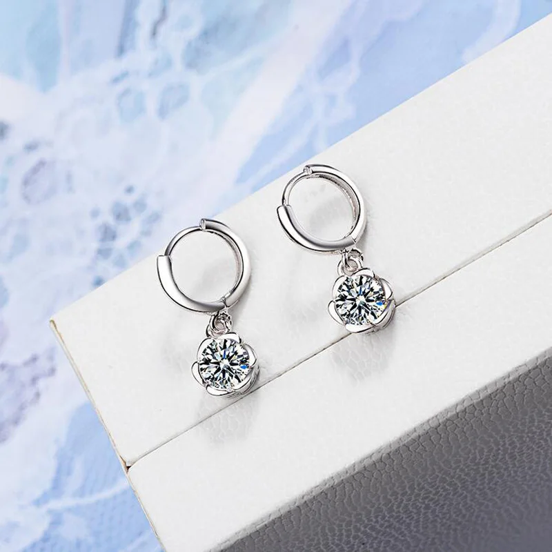 Модные милые серьги кольца из серебра 925 пробы с цирконом в виде цветка для