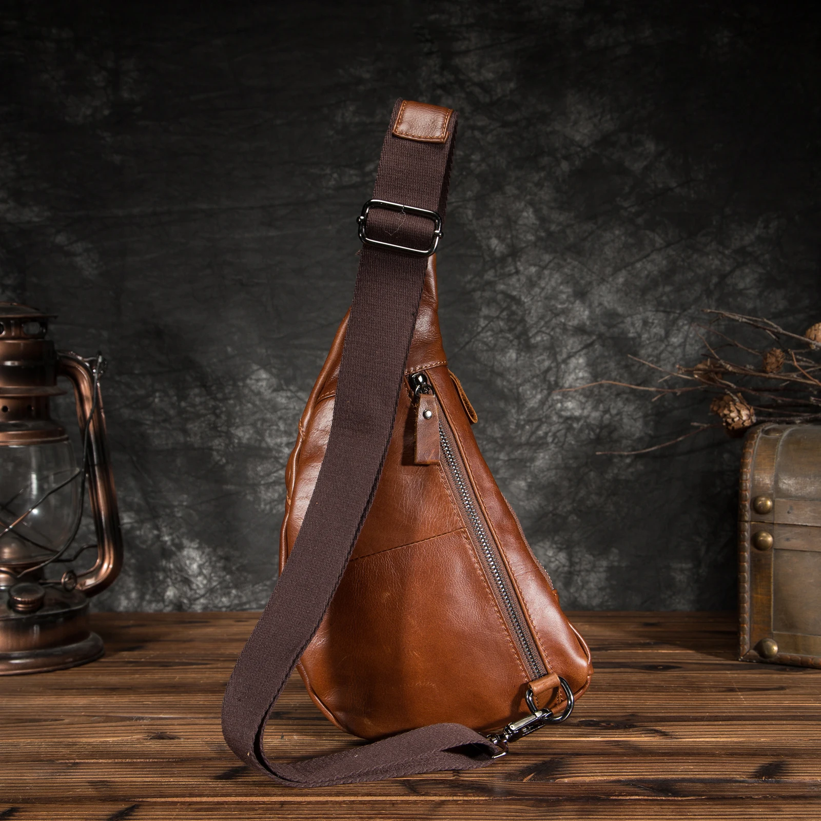 vender Mochila De Peito Masculina De Couro Genuíno, Bolsa De Design Com Suporte Transversal De Um Ombro, Mochila Para Uso No Dia 8810