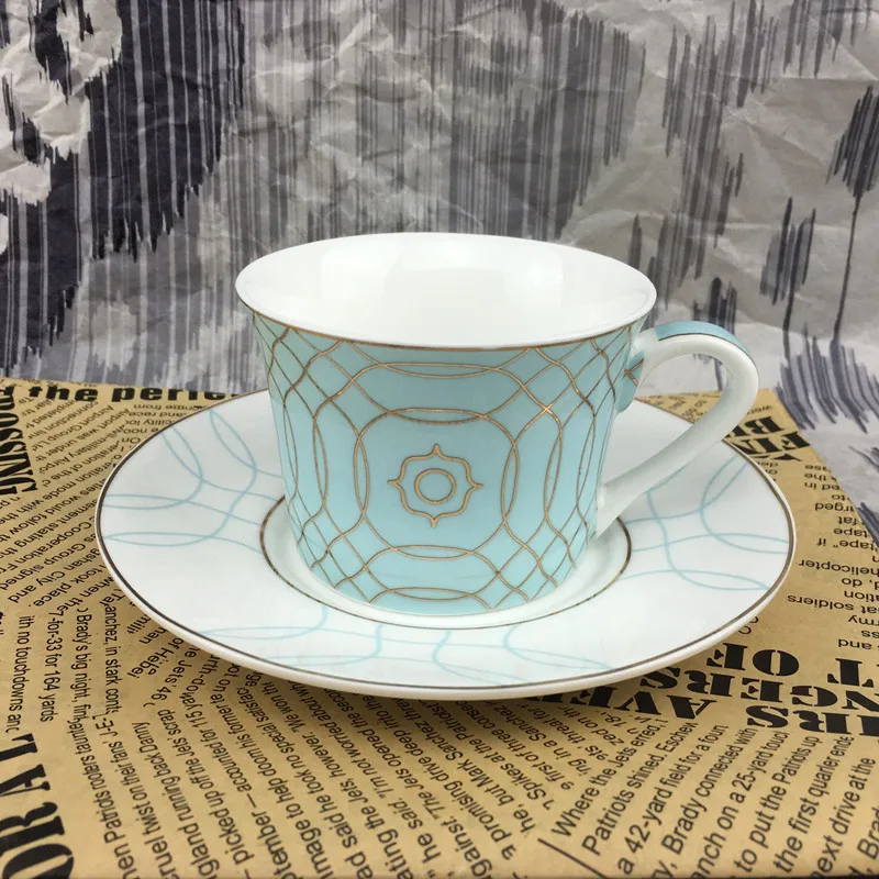 Креативное изделие из костяного фарфора кофейная чашка ложка для блюдца набор