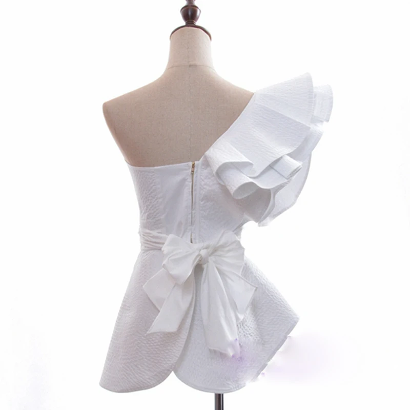 Женский дизайнерский топ на одно плечо ассиметричный с рюшами новинка 2020 |