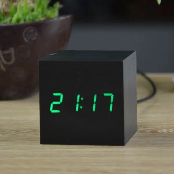 black green Suncree квадратные мини часы Деревянный светодиодный Будильник, reloj despertador Температура голосовой активации Светодиодный настольный забавные цифровые часы - Цвет: black green