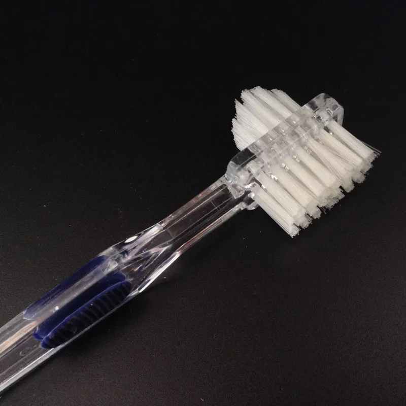 Двойная головка щетка для зубных протезов помочь лечения неприятного запаха изо