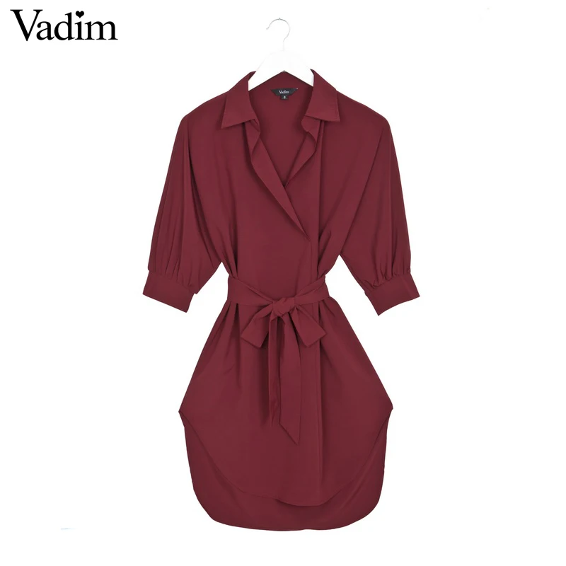 Женское платье оверсайз с бантом и поясом отложным воротником свободные