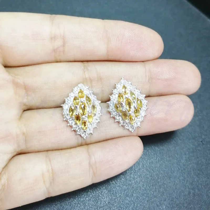 Серьги-гвоздики из серебра 925 пробы с натуральным цитрином карат * 16 шт. |