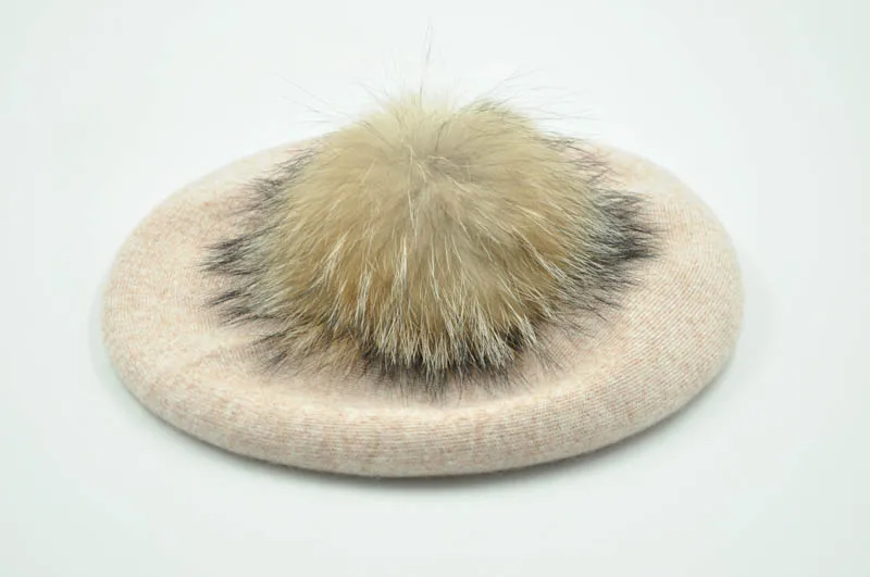 pink natural fur Зимний женский берет, женская шапка, 15 см, натуральный мех енота, помпон, берет, шерсть, кашемир, натуральный мех, шарик, женский берет, шапка для женщин - Color: pink natural fur
