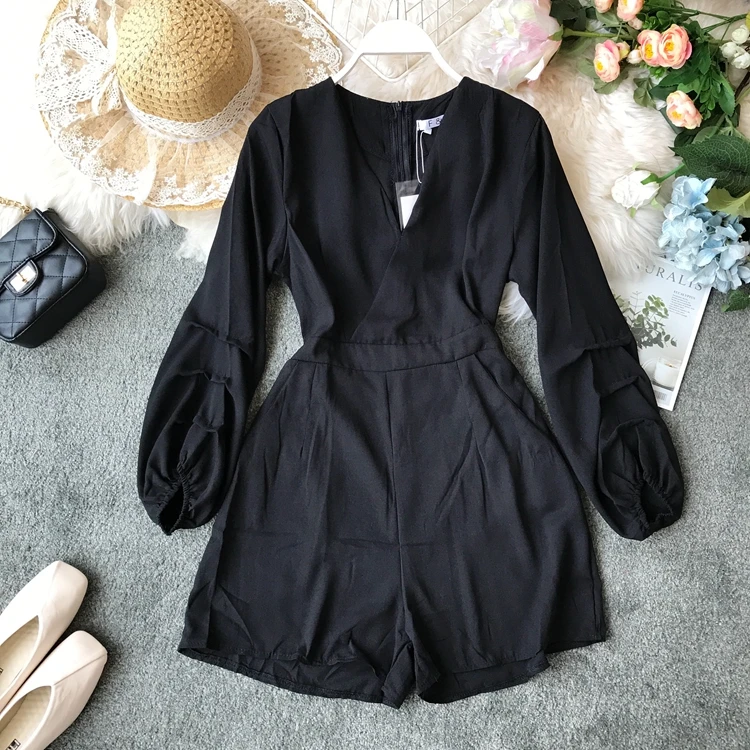 New Korean Version Holiday Wind V-collar Flower Printing Pure High-waist Beach Couplet Pants Broad-legged Shorts |