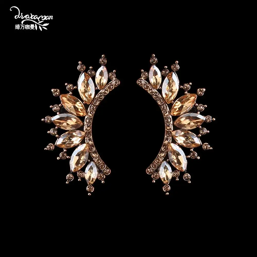 champagne Бренд Dvacaman, дизайн, новые женские серьги-гвоздики, нигерийские Свадебные хрустальные трендовые серьги, аксессуары для ушей, массивные ювелирные изделия AK44 - Окраска металла: champagne