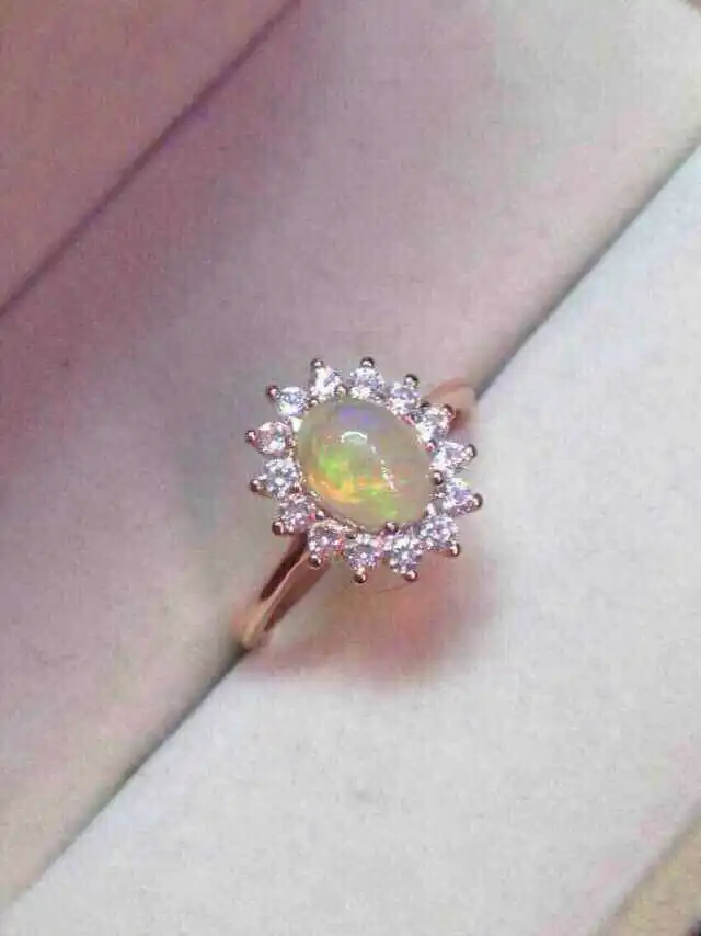 Натуральное прозрачное кольцо с опалом натуральным драгоценным камнем