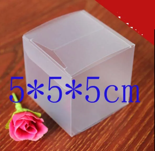 

50 шт. 5*5*5 см, Подарочный продукт на день рождения, упаковочные коробки, игрушки для кукол, пластиковая матовая ПВХ коробка, свадьба, Рождество