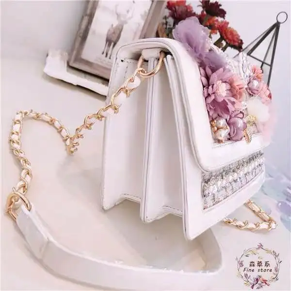 Сумка женская квадратная на одно плечо с изображением цветов | Багаж и сумки