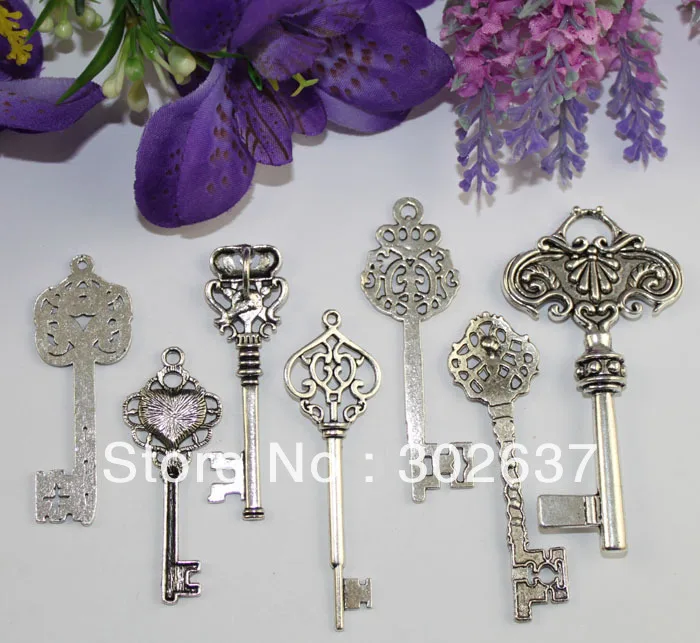 

FREE SHIPPING 14PCS Mixed Lots of Big Tibetan Silver Color Key Charm Pendants #22466