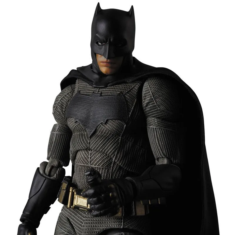 Самоубийца Mafex Бэтмен Джокер и Харли Квинн игрушка фигурка