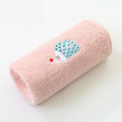 pink hedgehog Детское полотенце для лица с вышивкой из хлопка, лисичка/Ежик/Волк/маленькая красная шляпа, супер мягкое детское банное полотенце, полотенце для лица для взрослых - Цвет: pink hedgehog