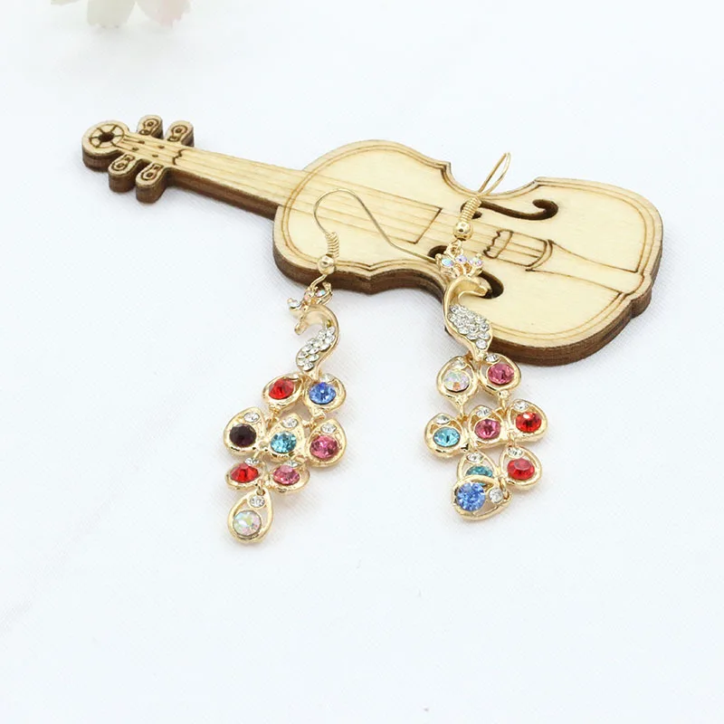 Vintage Look Tibet Alloy Antique Bronze Plated Fantastic Crystal Peacock Pendant Dangle Earrings Long Drop Earring | Украшения и