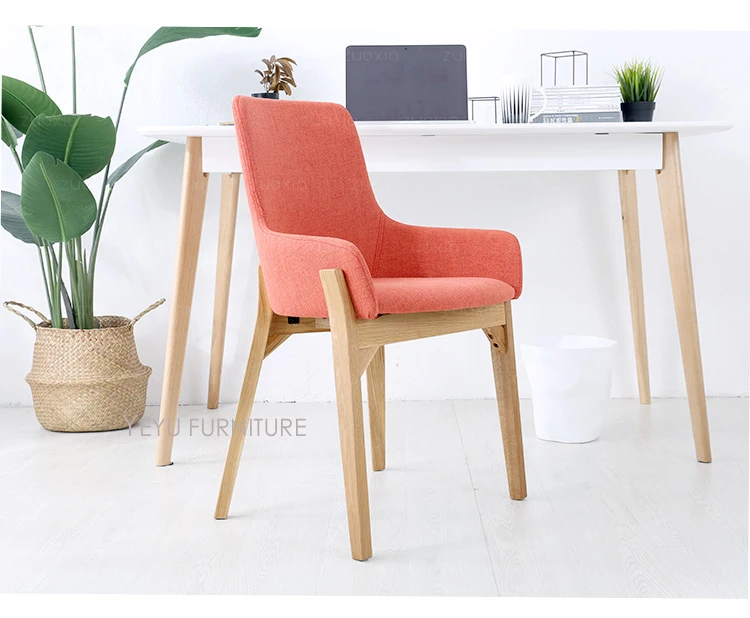 Модный современный дизайн мягкий обеденный стул из твердой древесины с мягким