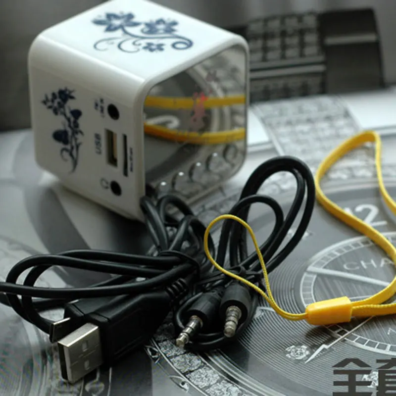 Мини Портативный LED Динамик Поддержка MP3 TF / SD карта u диск FM радио для Мобильный