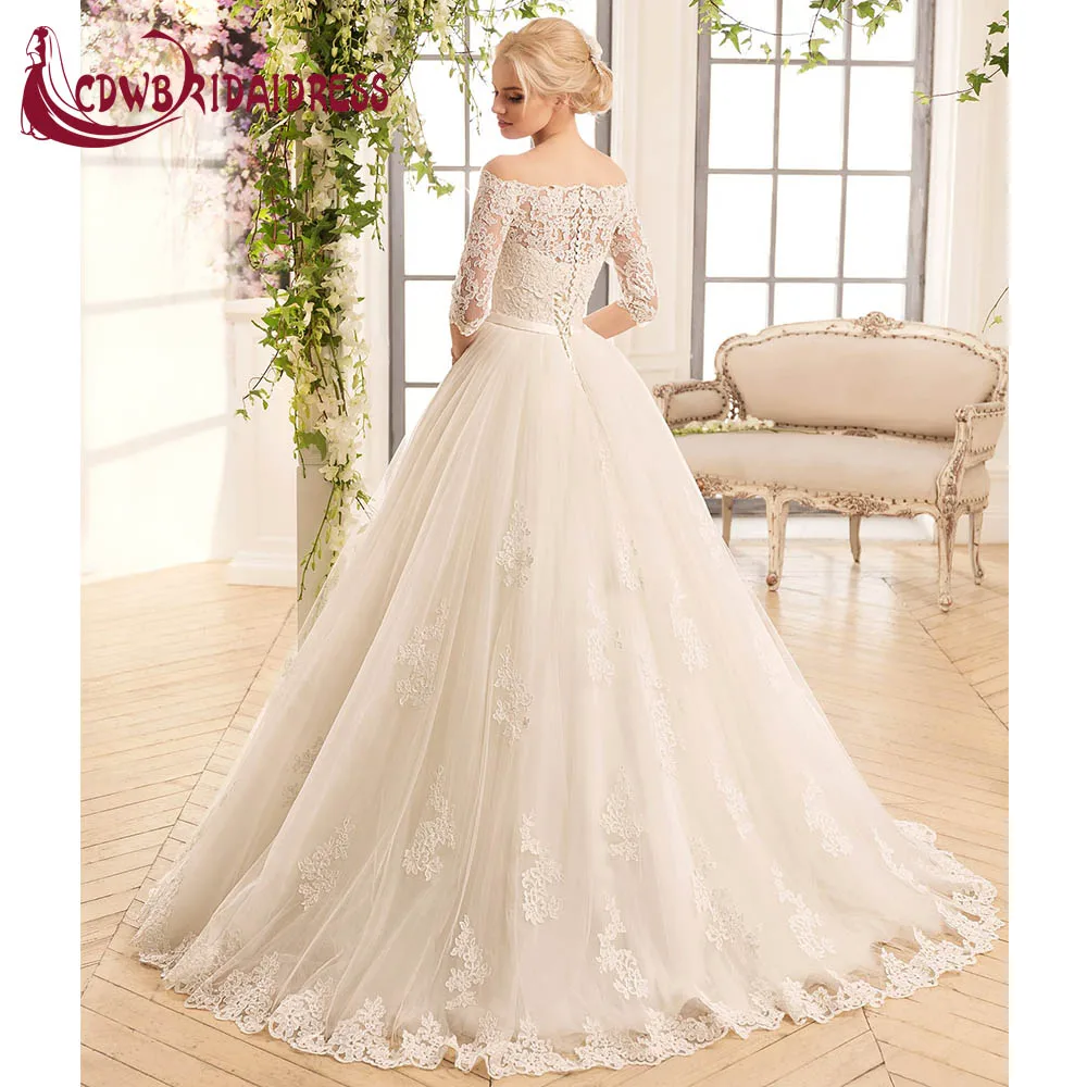 Элегантный Кот Кружева Аппликации Свадебные Платья С Курткой Три Четверти