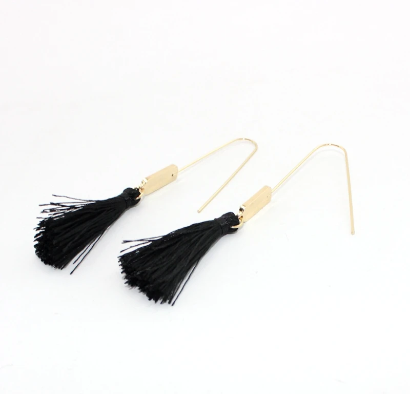 Новинка 2017 женские серьги-подвески с зеленым камнем и черной кисточкой из медной