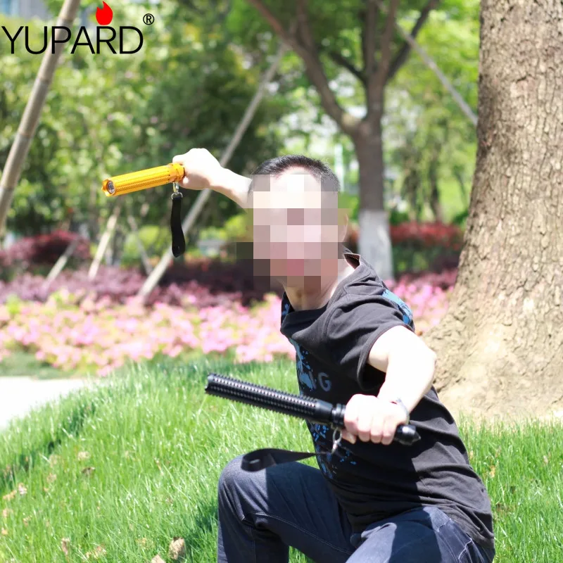 YUPARD Tactical Baseball Bat Zoom led XML T6 L2 Flashlight Self defense Torch 5 Mode 18650 Rechargeable Battery or AAA
YUPARD Tactical Baseball Bat Zoom led XML T6 L2 Flashlight Self defense Torch 5 Mode 18650 Rechargeable Battery or AAA