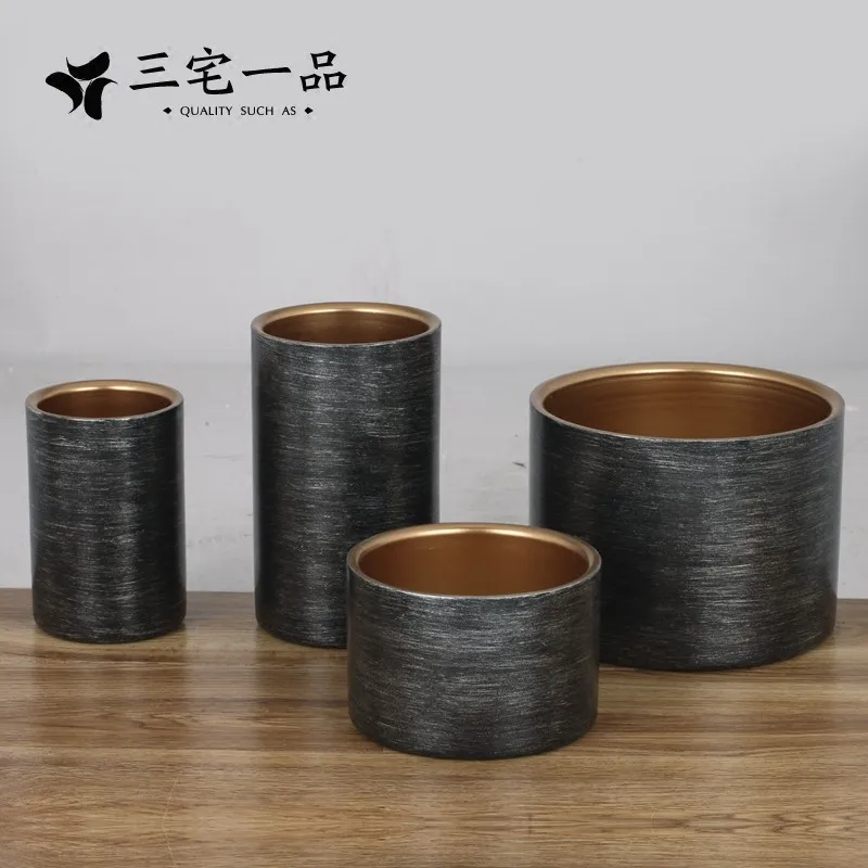 Дизайнеры рекомендуют высококачественные черные серебристые металлические