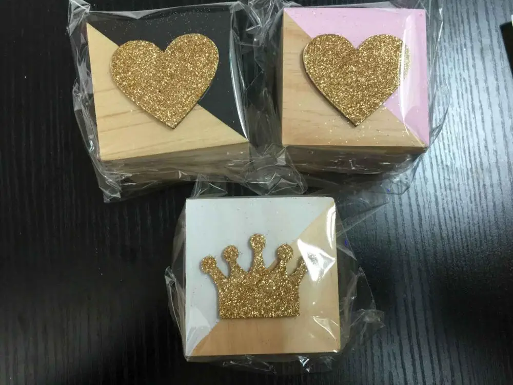 Golden love crown 3 шт./партия, деревянные блоки в скандинавском стиле, украшения в форме лебедя, детские подарки на день рождения, украшение детской комнаты, фигурка INS, сказочный сад, реквизит для фотографий - Цвет: Golden love crown